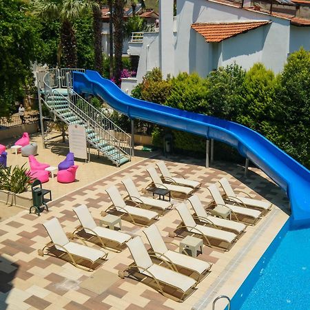 ホテル Club Selen イチュメレール エクステリア 写真